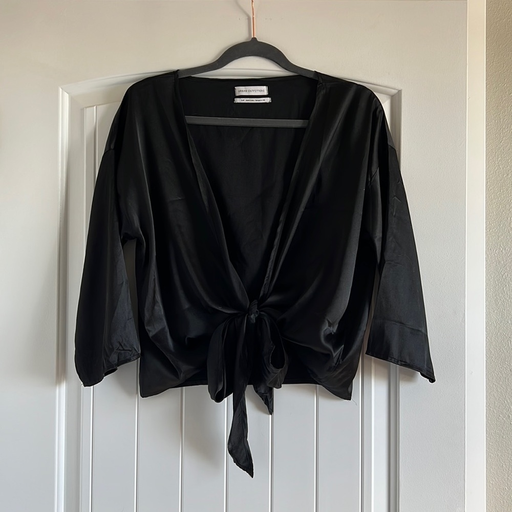 Urban Outfitters Cropped Blouse